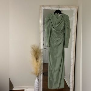 Green very flattering waist line dress